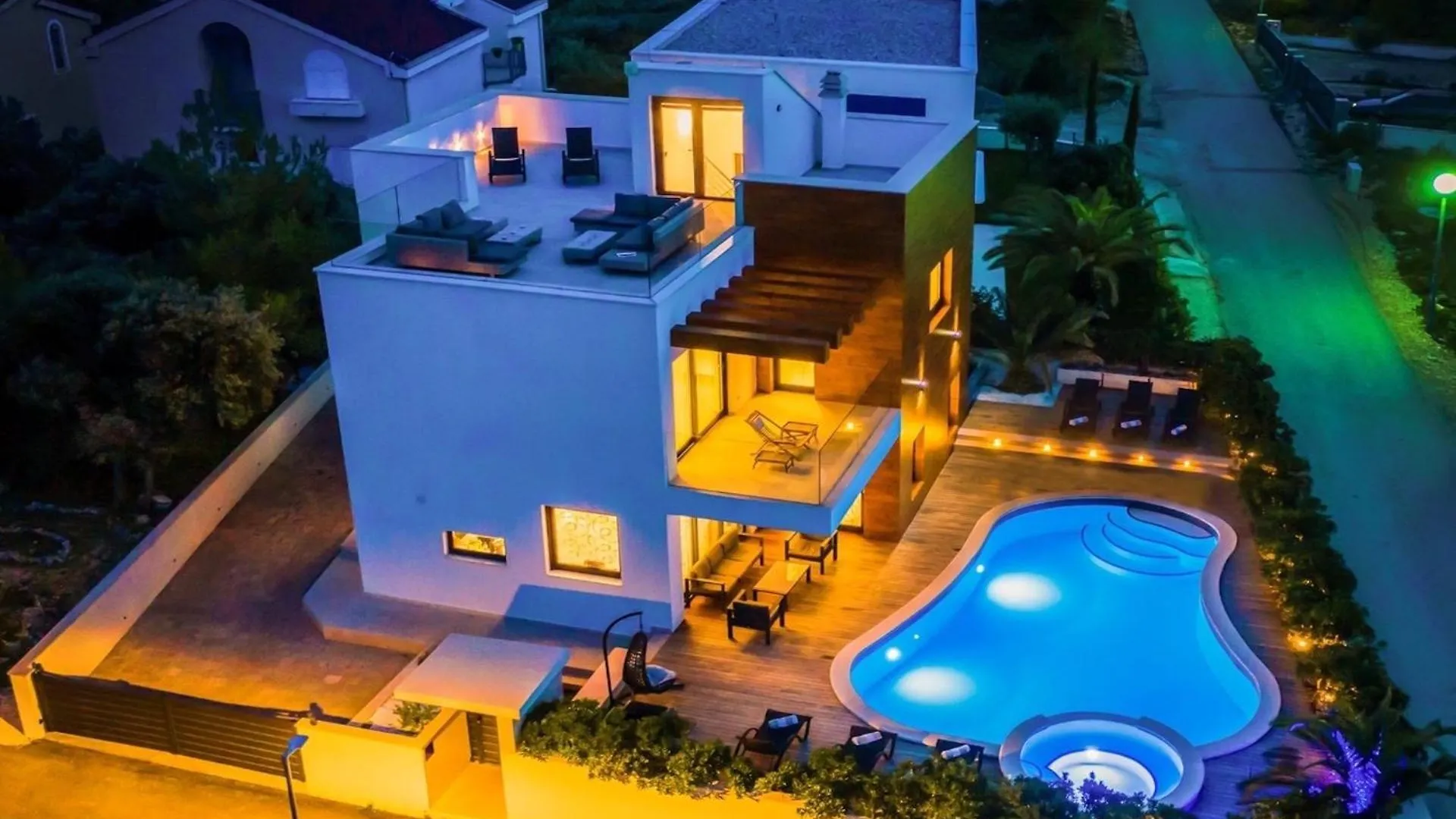 Beautiful Villa Tamaria With Heated Pool Zaton  Croatia