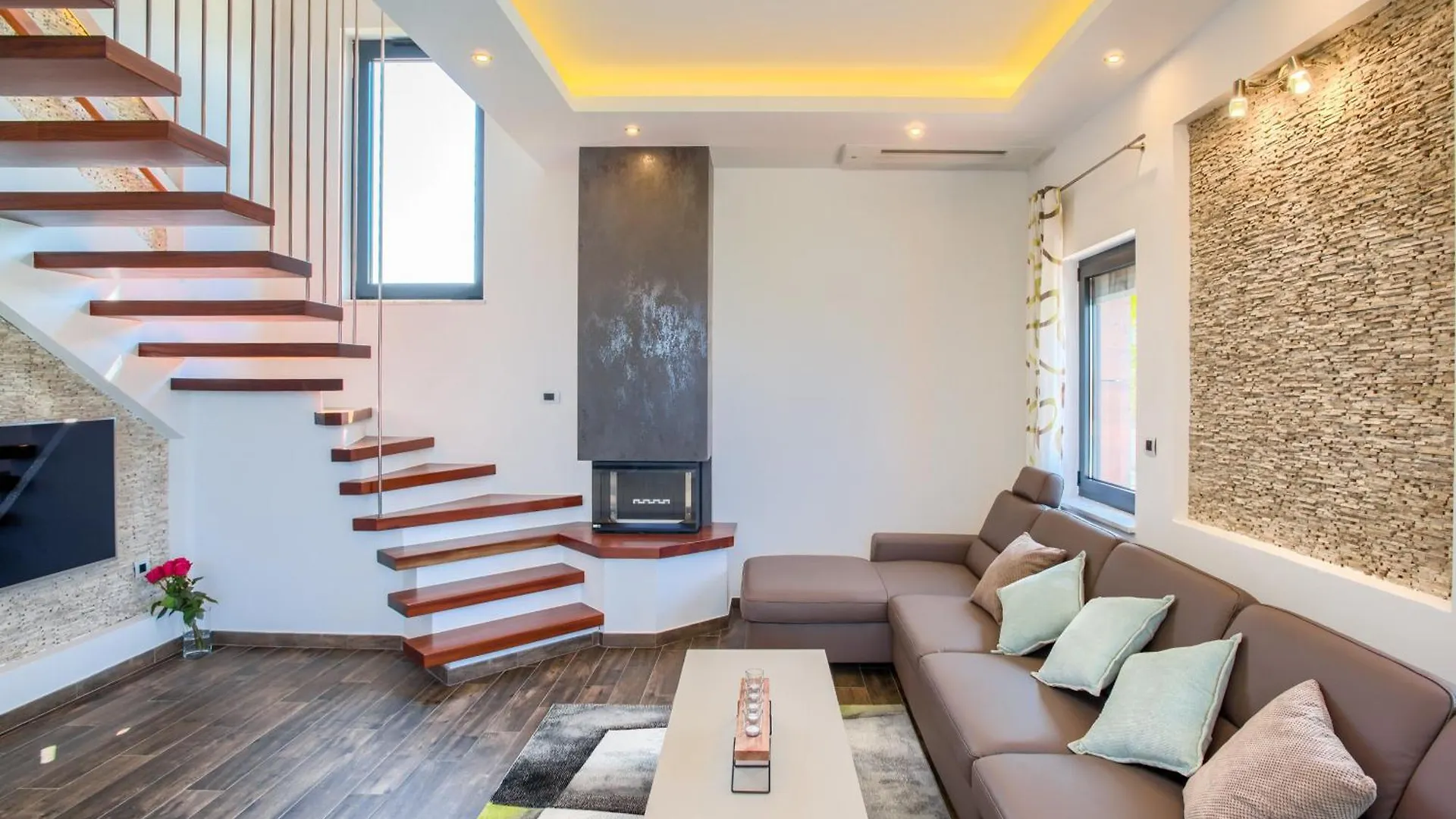 Beautiful Villa Tamaria With Heated Pool Zaton