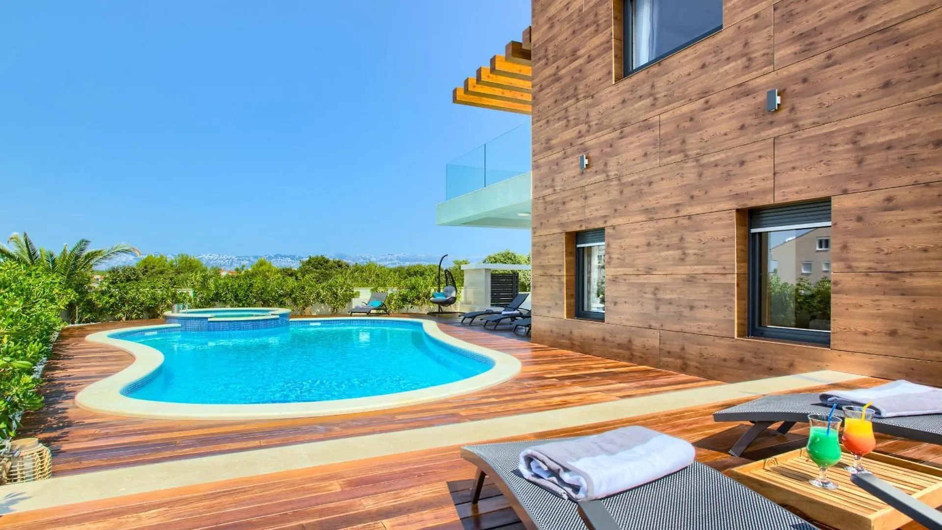 Beautiful Villa Tamaria With Heated Pool Zaton  Croatia