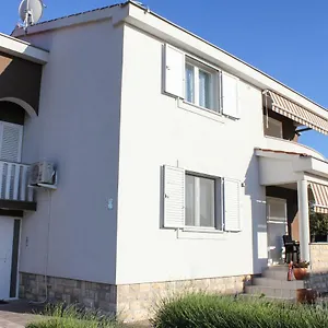 Elvira Apartament